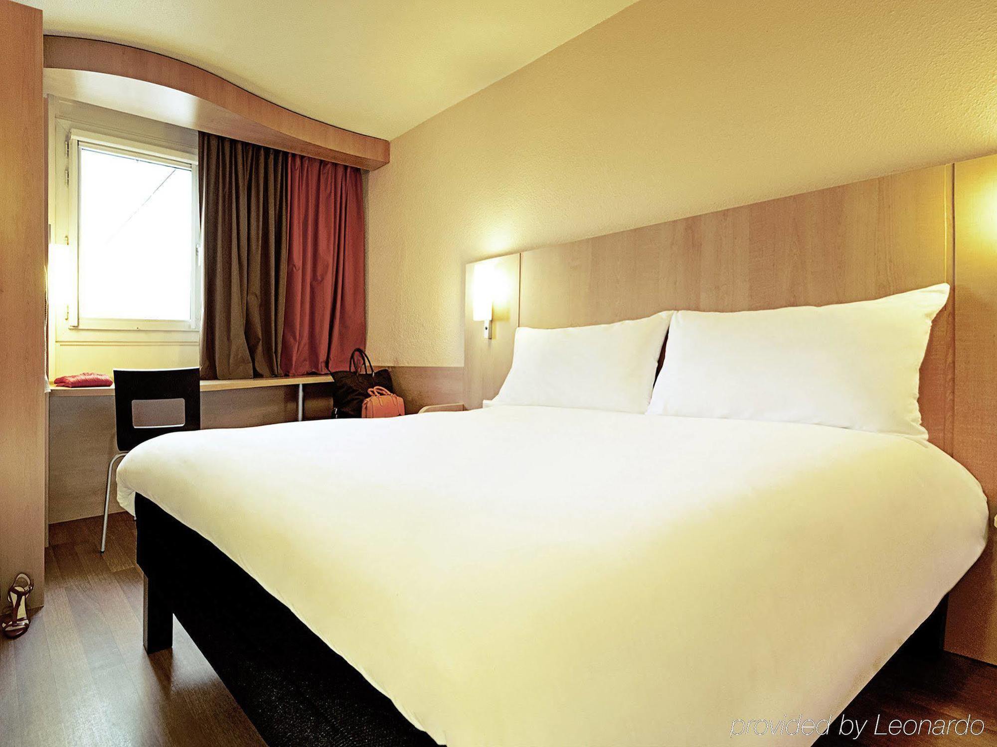 Brit Hotel Mulhouse Centre Bagian luar foto