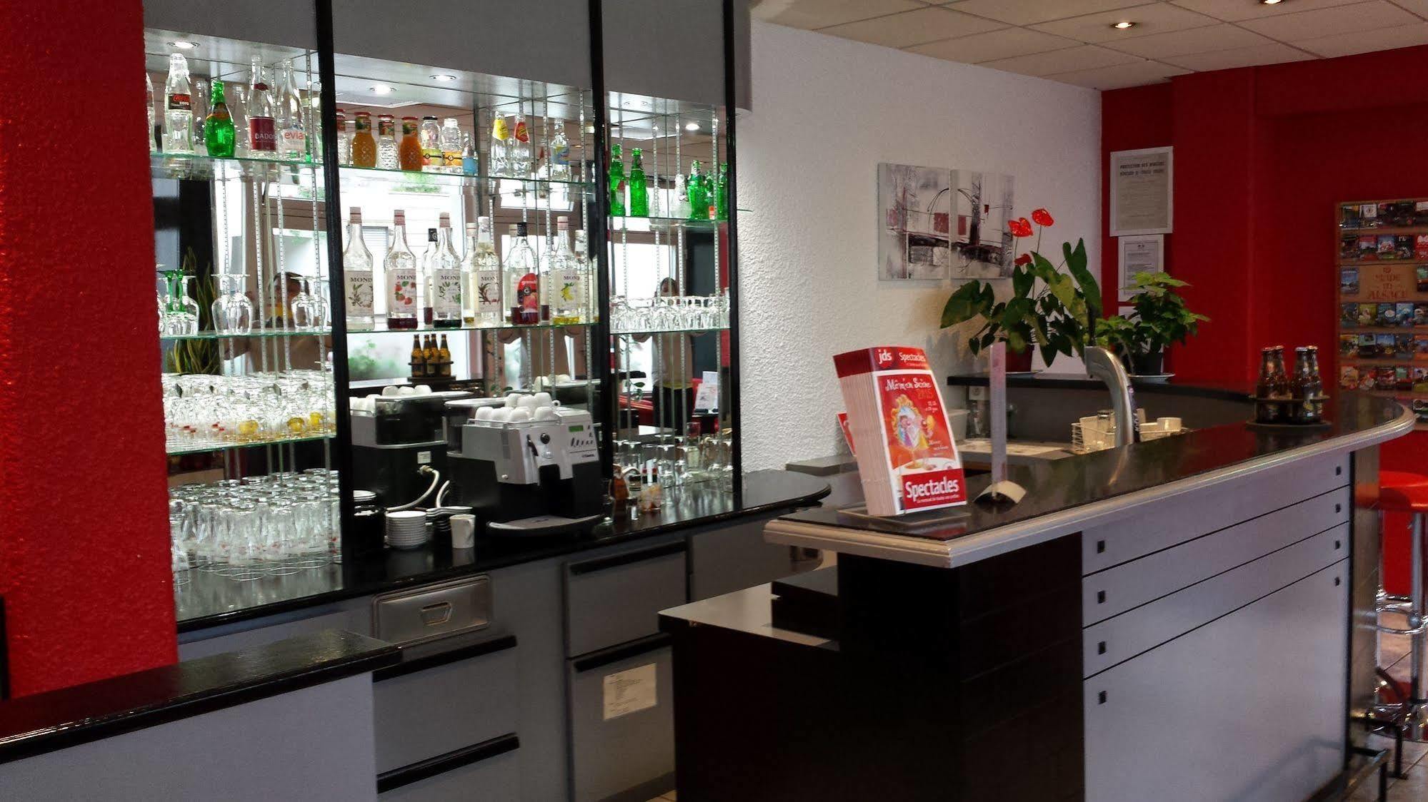Brit Hotel Mulhouse Centre Bagian luar foto
